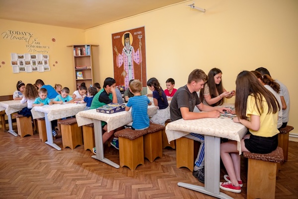 Centrul de Zi pentru Copii "Sf. Nectarie" – Vama Seacă